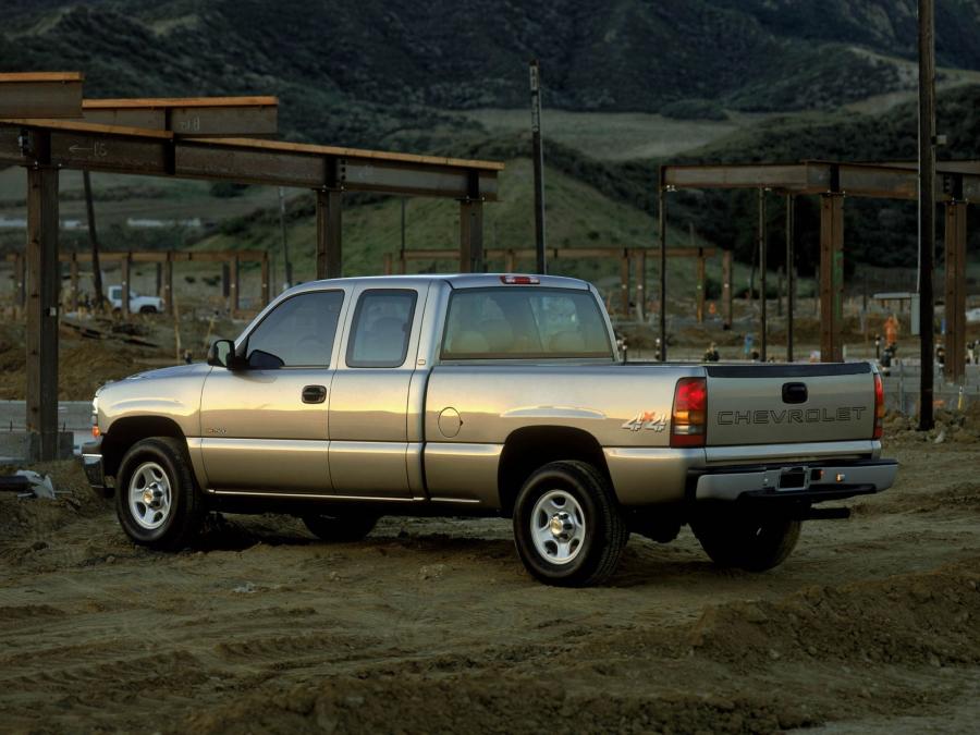  Chevrolet Silverado Extended Cab 1999 года  (фото 14 из 16)